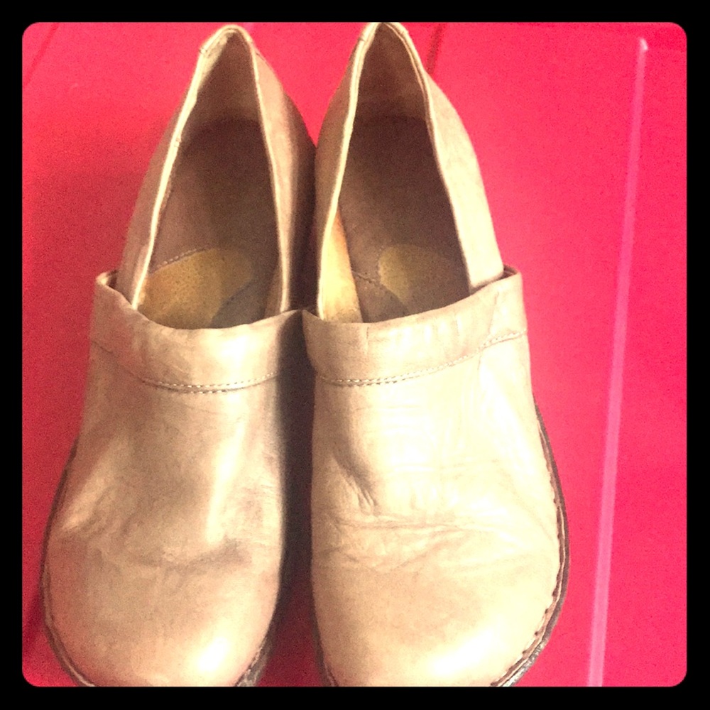 Born shoes brand new size 10